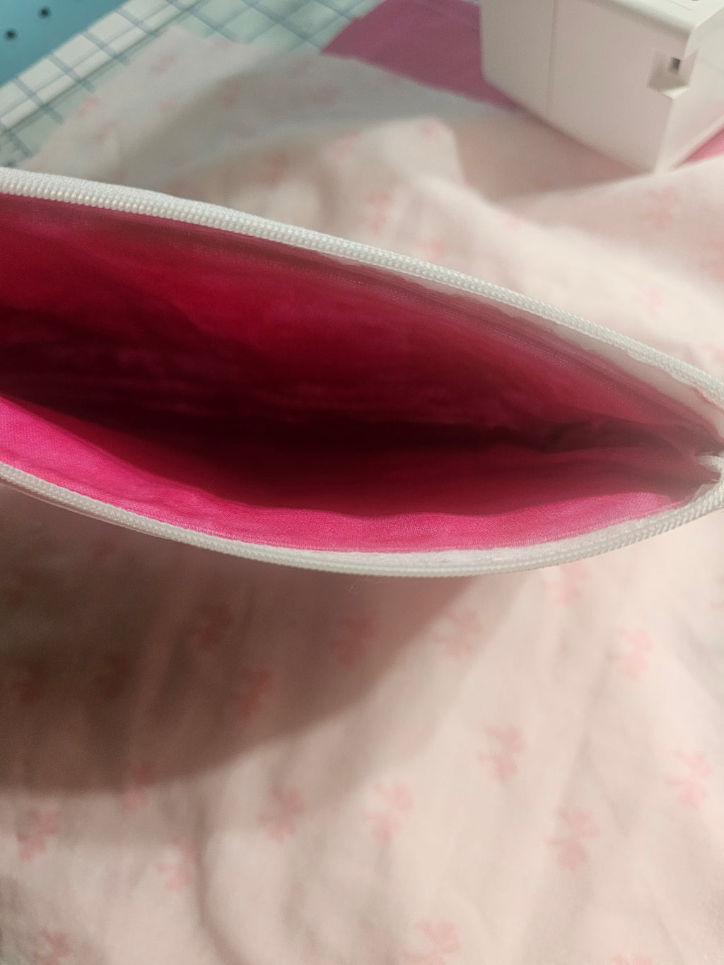 Strawberry small zipper pouch