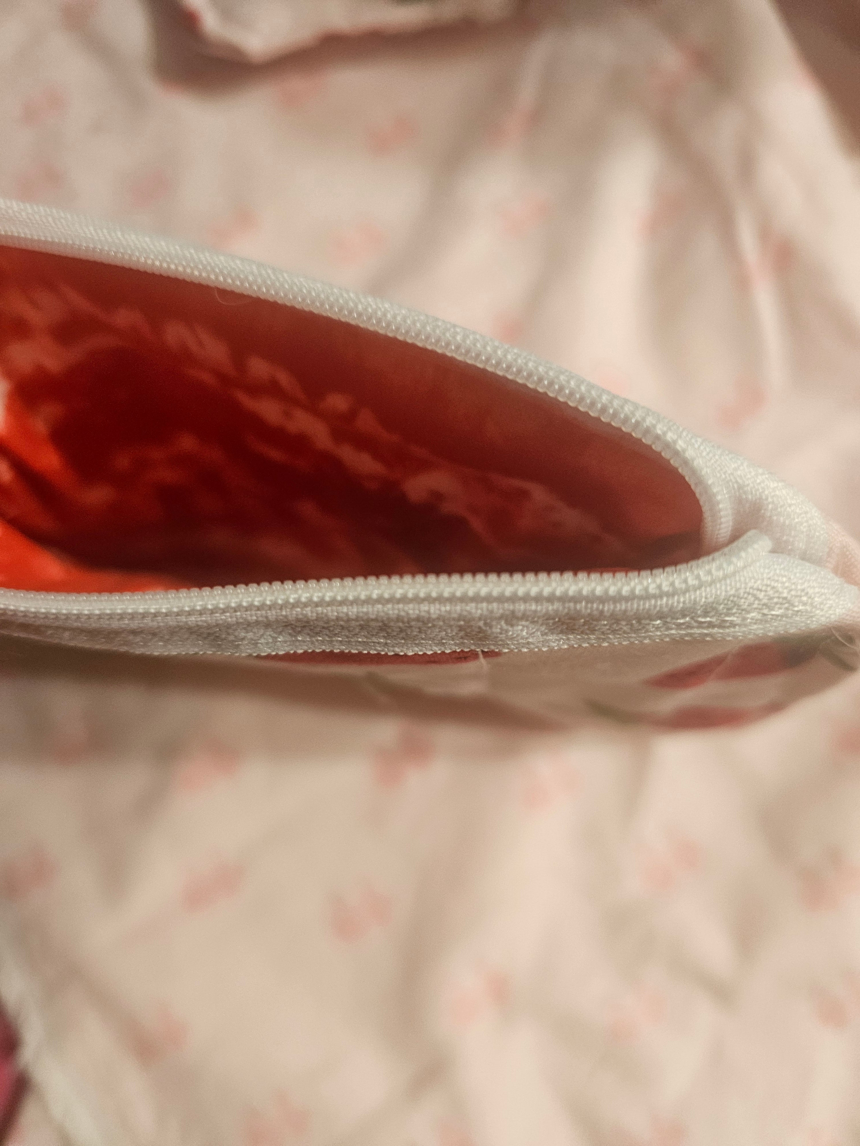 Strawberry small zipper pouch